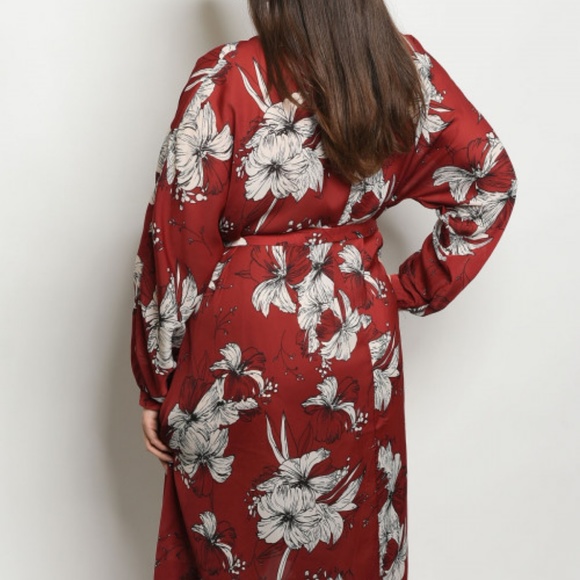 LAST CHANCE Wine Red Floral Plus Wrap Dress NWT - Picture 3 of 6